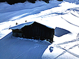 Alphütte im Skigebiet